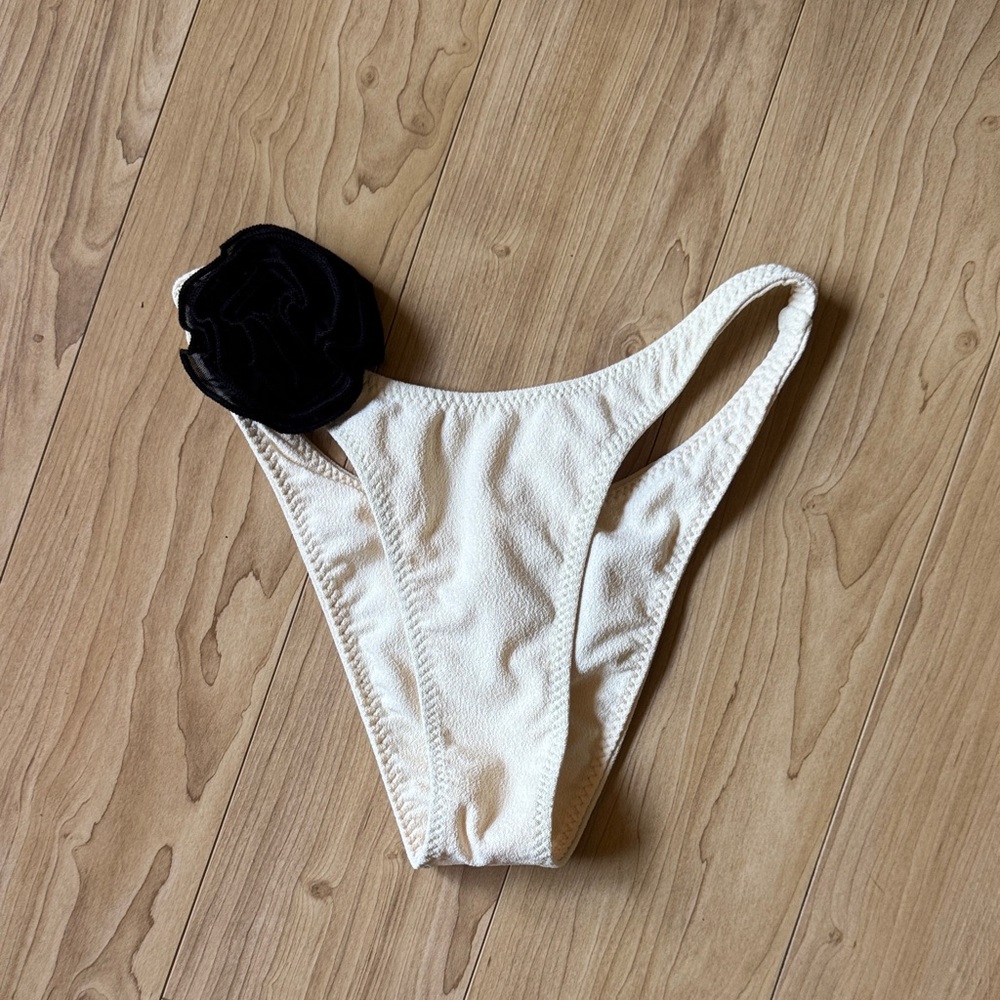 Same Bikini Bottom - image 2